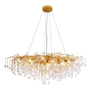 Luster Forma F4203-16L GD predstavlja savršen spoj umetničkog dizajna, luksuza i funkcionalnosti. Ovaj impresivni model, sa čak 16 E14 sijalična grla, pruža izuzetno osvetljenje koje stvara toplu i prijatnu atmosferu, idealnu za velike i reprezentativne prostore. Konstrukcija od visokokvalitetnog metala u zlatnoj boji odiše elegancijom i modernim stilom, dok brojni dekorativni stakleni kristali koji vise poput kapljica svetlosti dodaju notu glamura i raskoši. Sa dimenzijama od 1200 x 1375 mm, ovaj luster posebno dolazi do izražaja u prostorijama sa visokim plafonima, gde postaje centralni dekorativni element. Njegov bogat dizajn i efekat refleksije svetlosti stvaraju prefinjen i luksuzan ambijent – idealan za prostrane dnevne sobe, luksuzne hotele, sale za prijeme ili bilo koji prostor u kojem želite ostaviti upečatljiv estetski utisak.